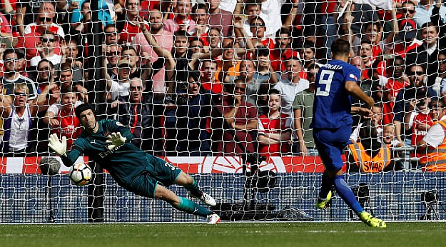 拜仁慕尼黑内部会议纪要流出——今晚队长鼓劲；社区盾使命明确；心理建设被强调 