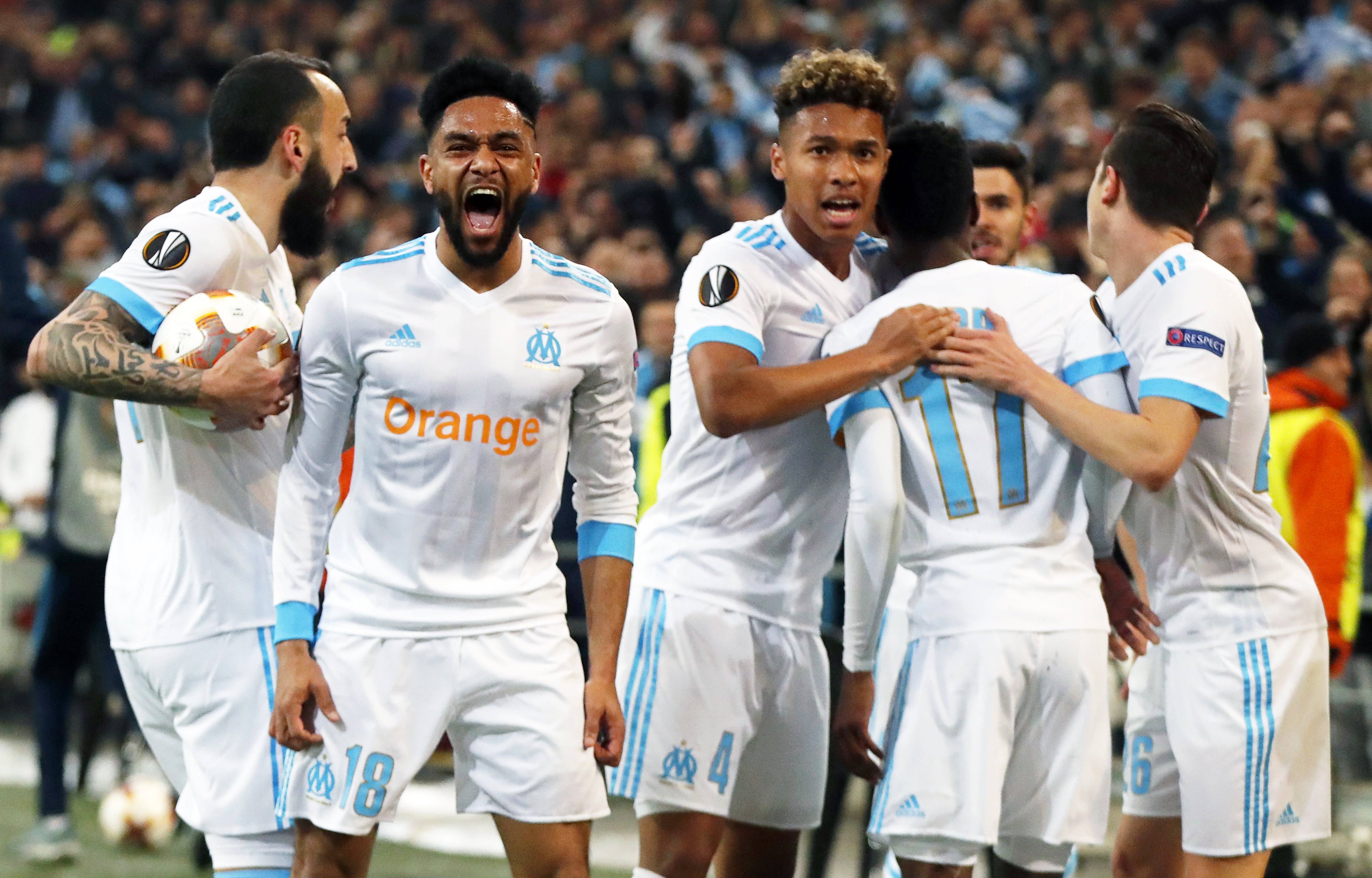 关于新疆广汇迎法甲关键赛，冲刺阶段防线松动，态度坚定，资深球员宣示担当的信息