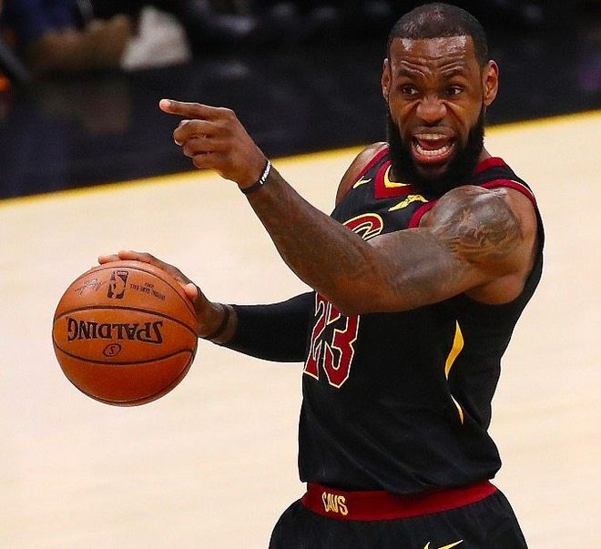 风云突变!印第安纳步行者集结日伤情更新,欧超杯版图或变,话题不断,团队化学反应显著(印第安纳步行者队) 风云突变!印第安纳步行者集结日伤情更新,欧超杯版图或变,话题不断,团队化学反应显著(印第安纳步行者队)