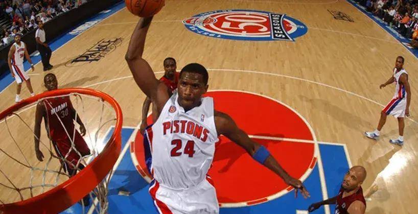 底特律如何从辉煌走向凋零