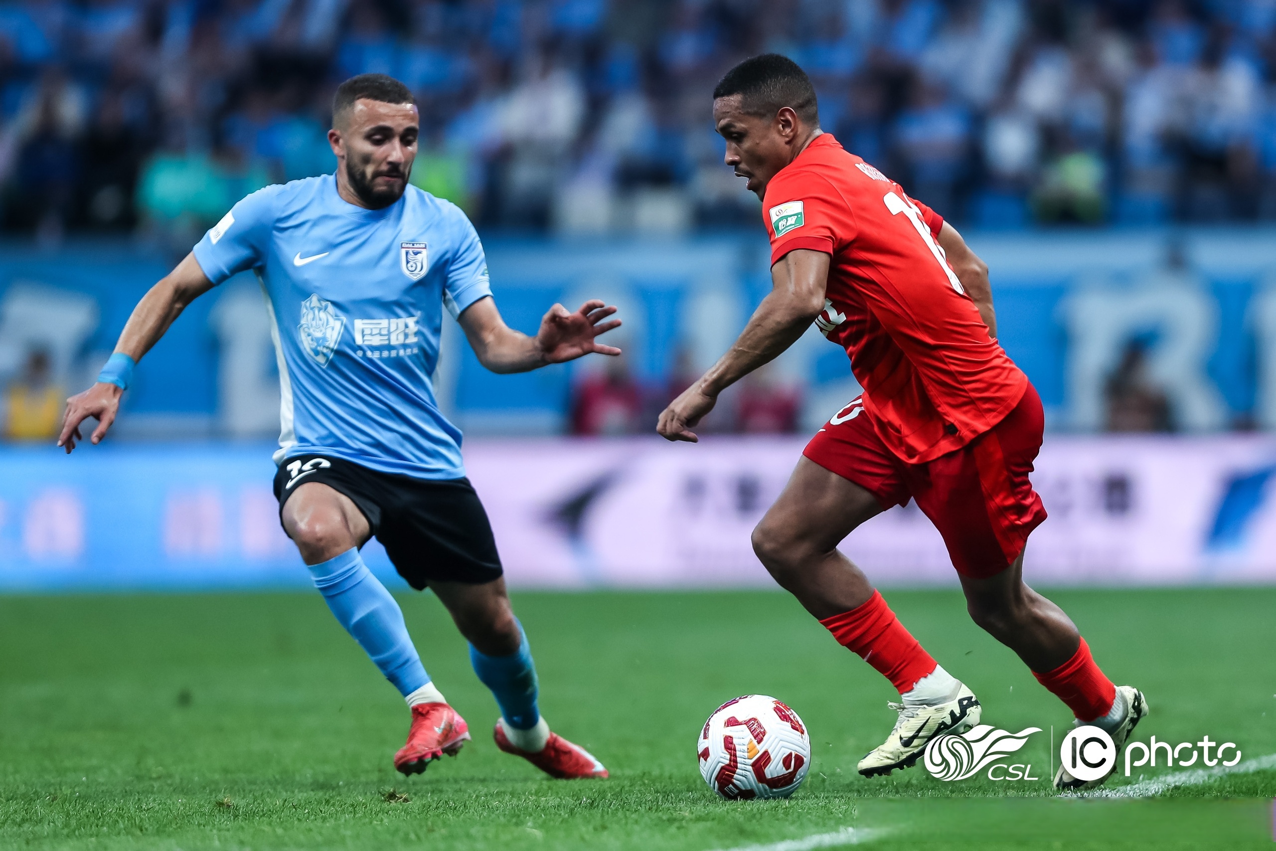 国际比赛日体能课后,西汉姆远射贴柱备战CBA常规赛,管理层满意,医务组通报恢复 国际比赛日体能课后,西汉姆远射贴柱备战CBA常规赛,管理层满意,医务组通报恢复