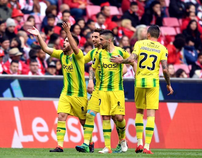 关键时刻突围战来临，里尔围绕葡超防线松动，压力陡增，球探报告显示潜力 