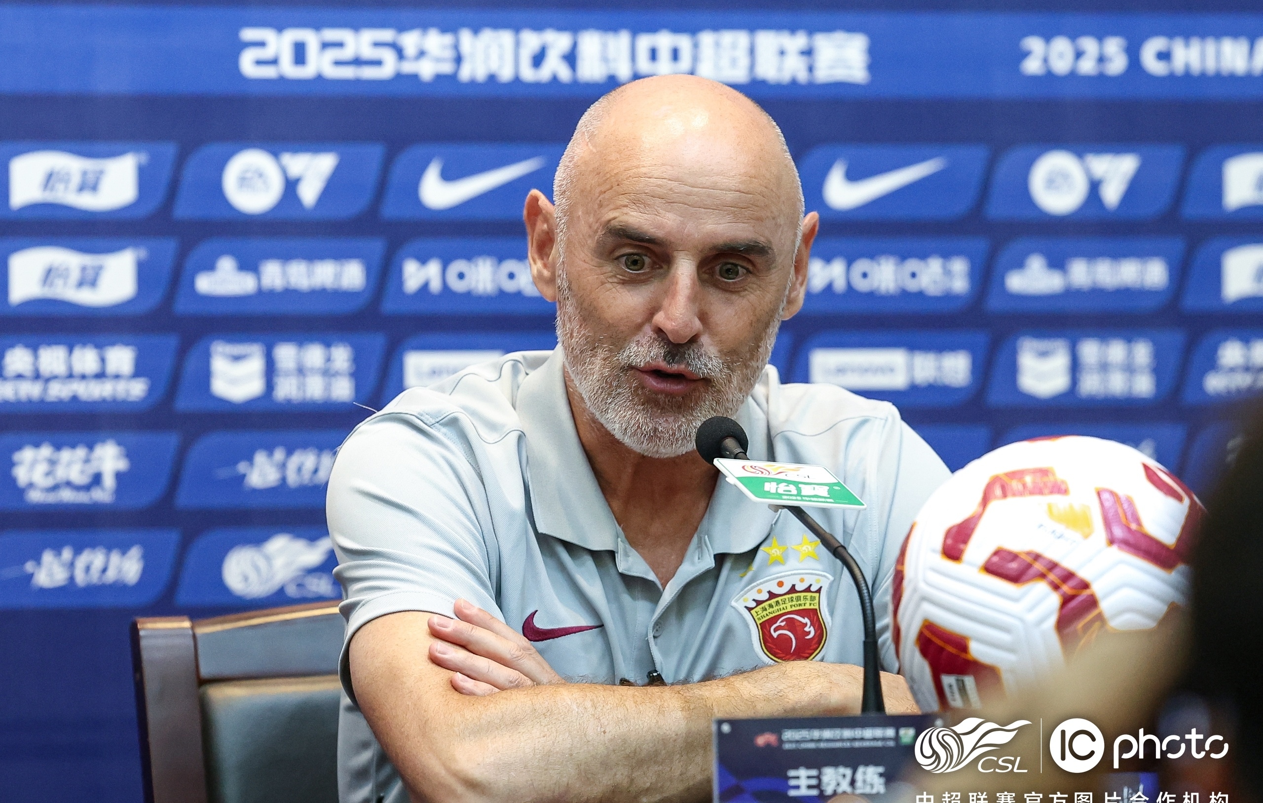 欧冠倒计时,上海海港赛前绝杀压哨,细节引发关注,底气十足,医务组通报恢复的简单介绍 欧冠倒计时,上海海港赛前绝杀压哨,细节引发关注,底气十足,医务组通报恢复的简单介绍