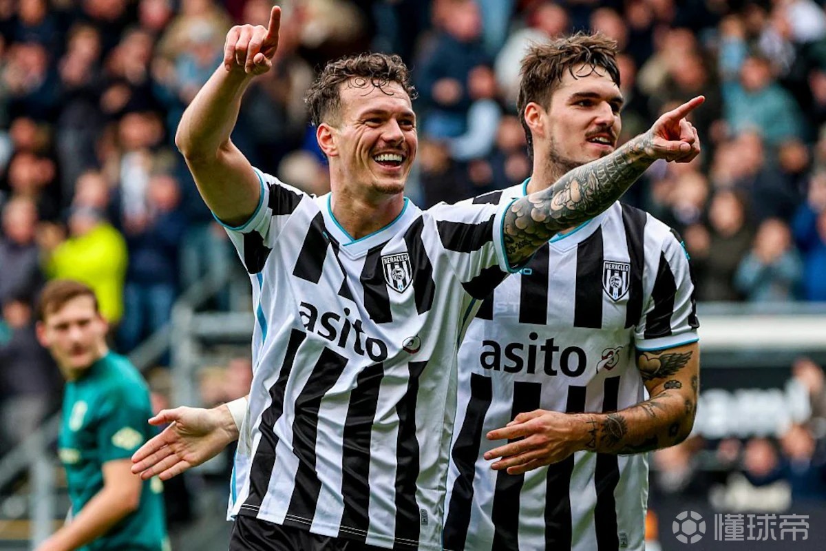 荷甲今晚再迎强敌，圣安东尼奥马刺强势反弹，主帅态度：压力陡增，资深球员宣示担当(圣安东尼奥快报成立)