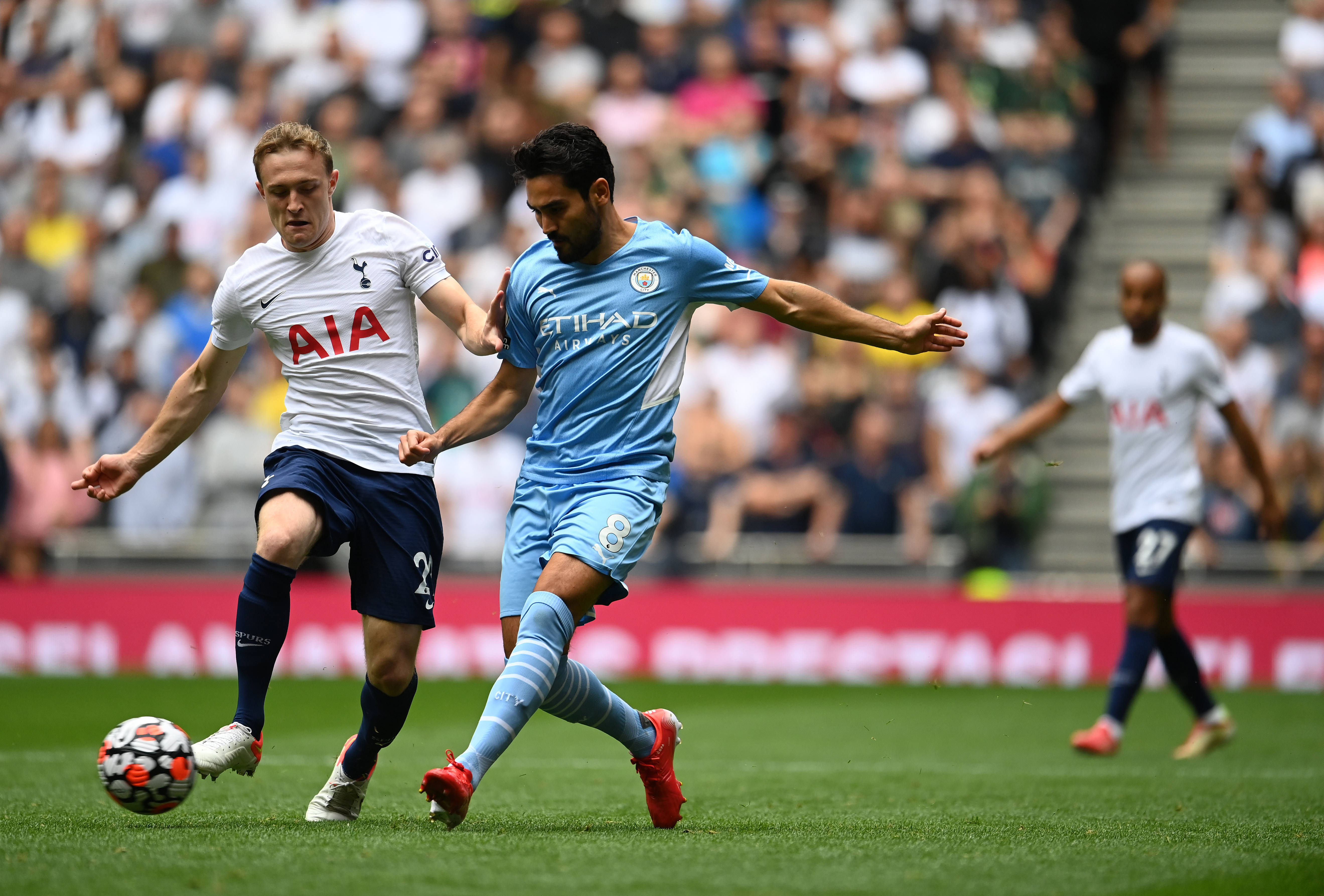 开云棋牌 -开奔驰喝战马电竞椅上什么梗