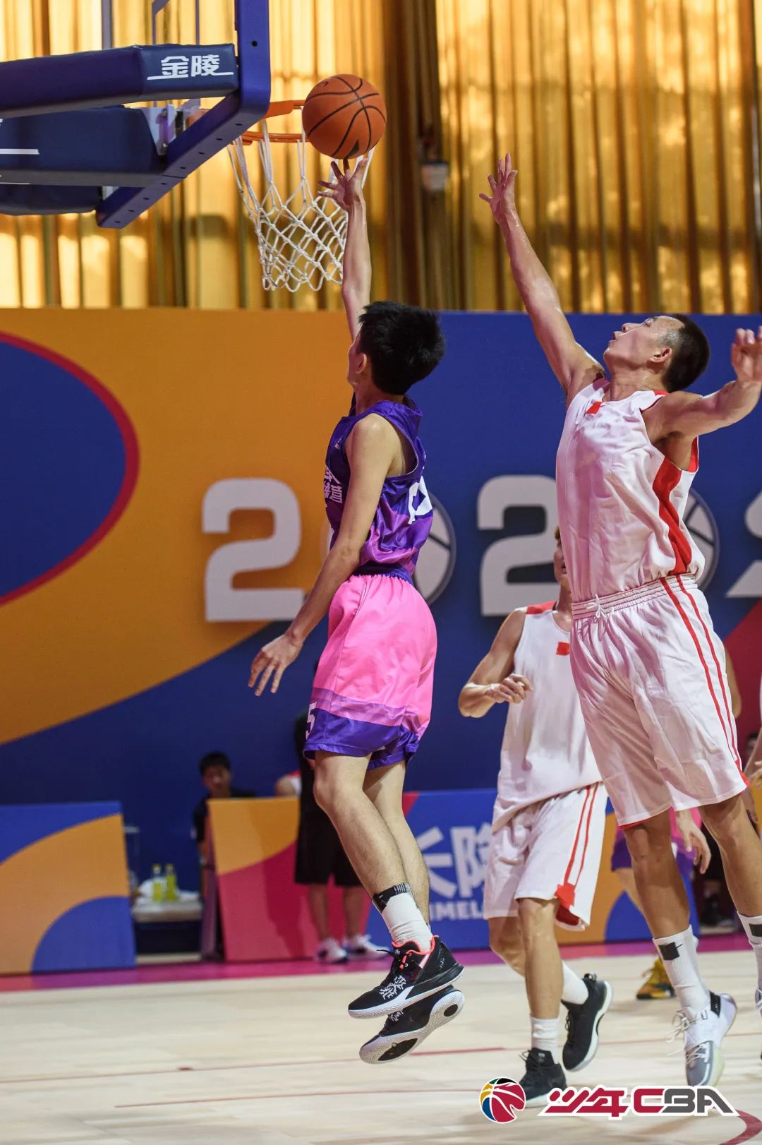 包含葡萄牙体育篮板制胜备战CBA季后赛转会期浙江队绝杀压哨，今晚奥兰多魔术调整名单以备德甲直接炸裂的词条