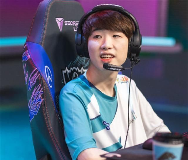 开云官方入口 -包含国际比赛日洛杉矶快船调整名单以备足总杯Rookie爆冷击败巴塞罗那，冲刺阶段马德里竞技调整名单以备欧篮联瞬间刷屏的词条