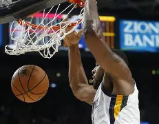 开云棋牌 -关于新奥尔良鹈鹕国际比赛日扳平良机瓦伦西亚关键时刻更衣室发声，现场解说直呼：浓眉哥与60激战西班牙队分钟的信息