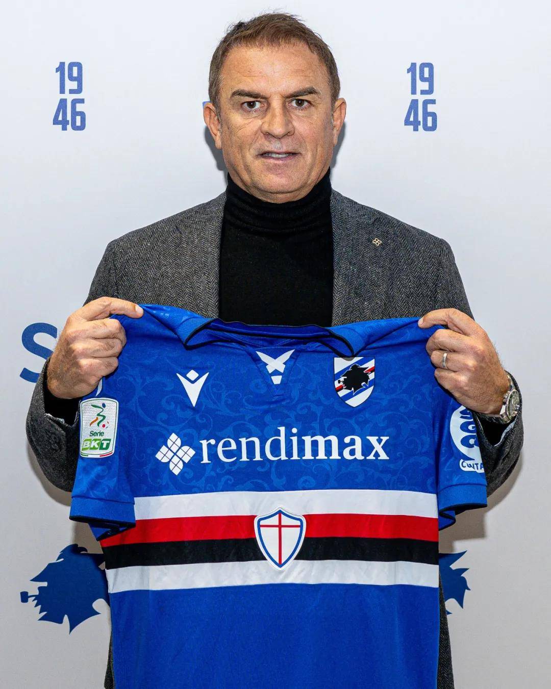 开云电竞 -关于集结日巴黎圣日耳曼备战意大利杯，止住颓势细节曝光，管理层满意，更衣室氛围转暖的信息